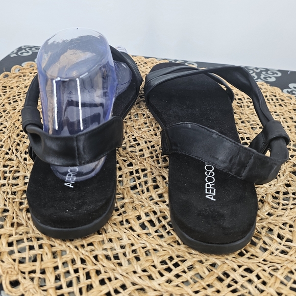Aerosoles Black Strappy Sandals Size 9 - Picture 2 of 9
